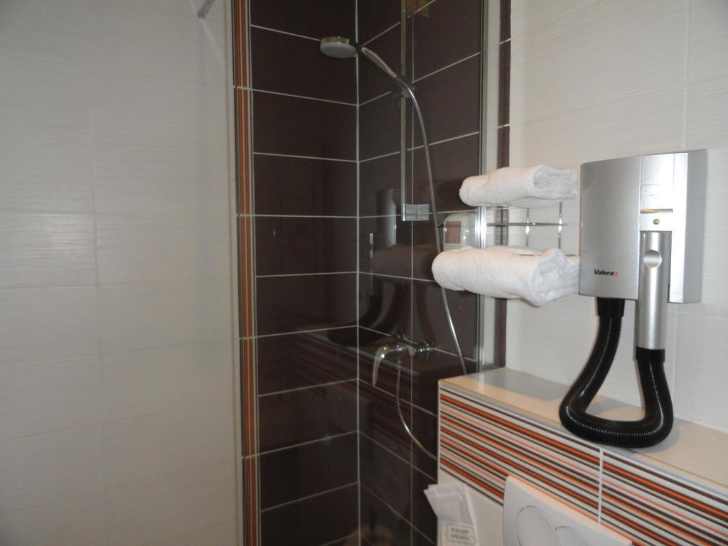 The Originals City, Hotel Continental, Πουατιέ Δωμάτιο φωτογραφία